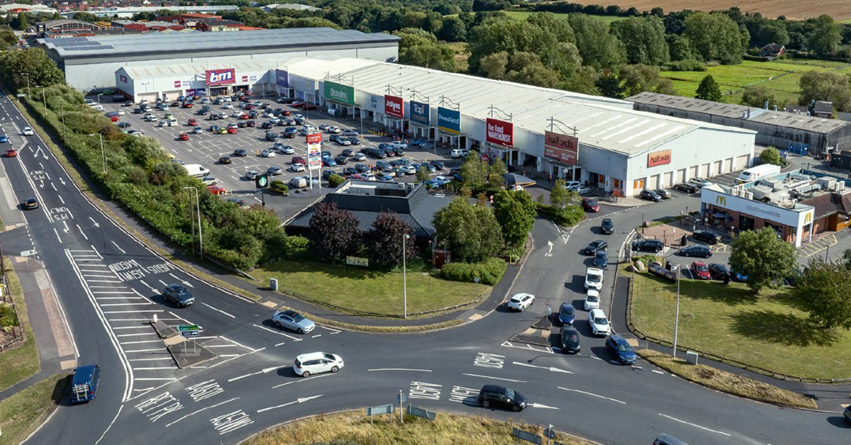 DTZ completes £33m Sale of Midlands Retail Parks